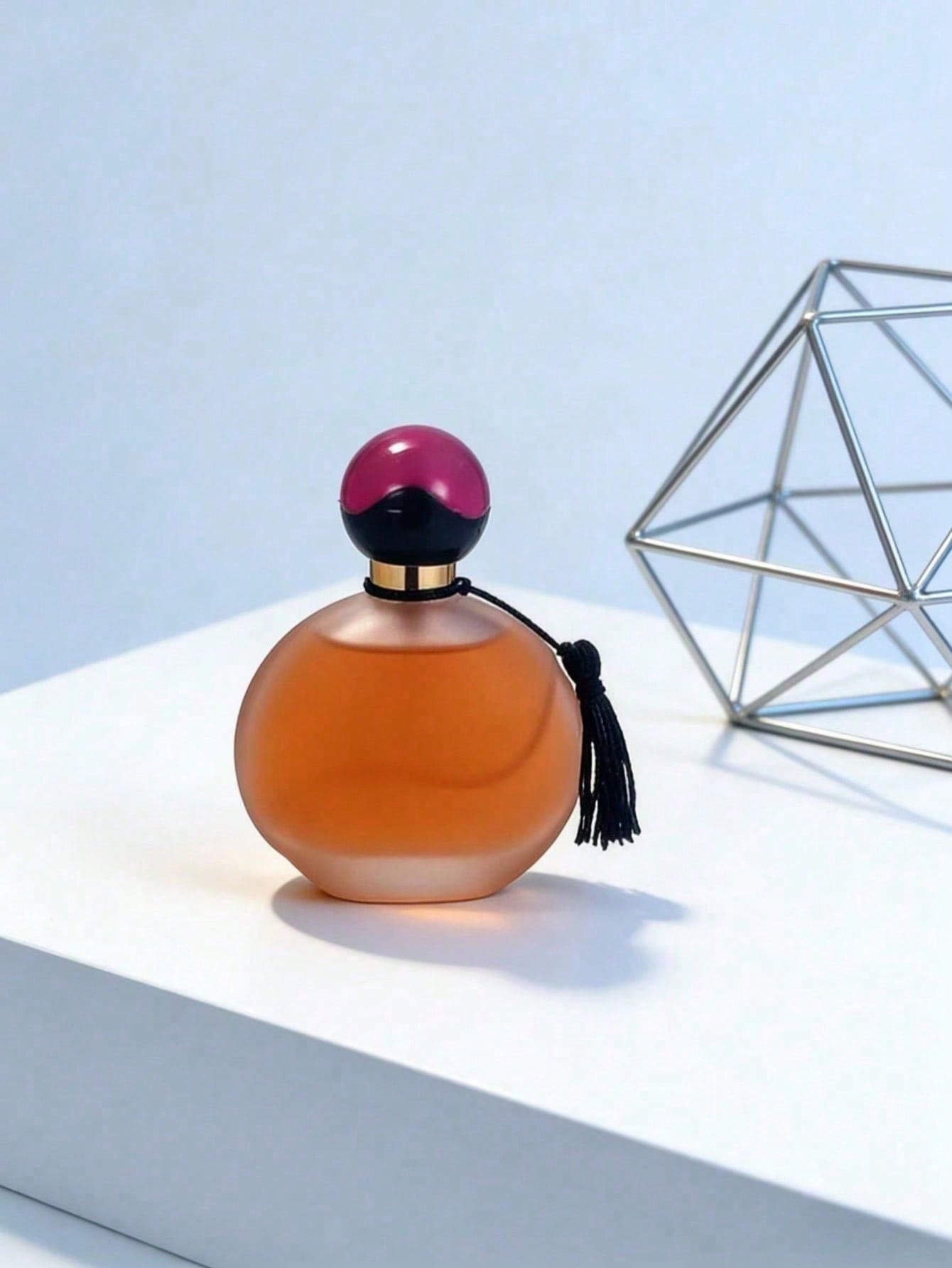 น้ำหอมวินเทจทรงกลมแบบพู่ห้อย ก - Perfume Xeryus บทวิจารณ์และราคา