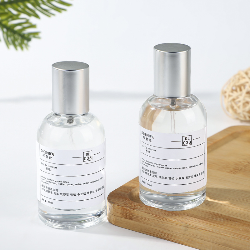 น้ำหอมแบรนด์+ กลิ่นไม้จันทน์ 5 - Perfume Fragrance Lab บทวิจารณ์และราคา