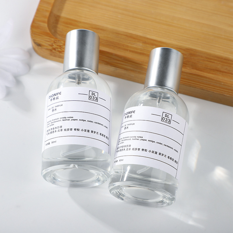 น้ำหอมแบรนด์+ กลิ่นไม้จันทน์ 5 - Perfume Fragrance Lab บทวิจารณ์และราคา
